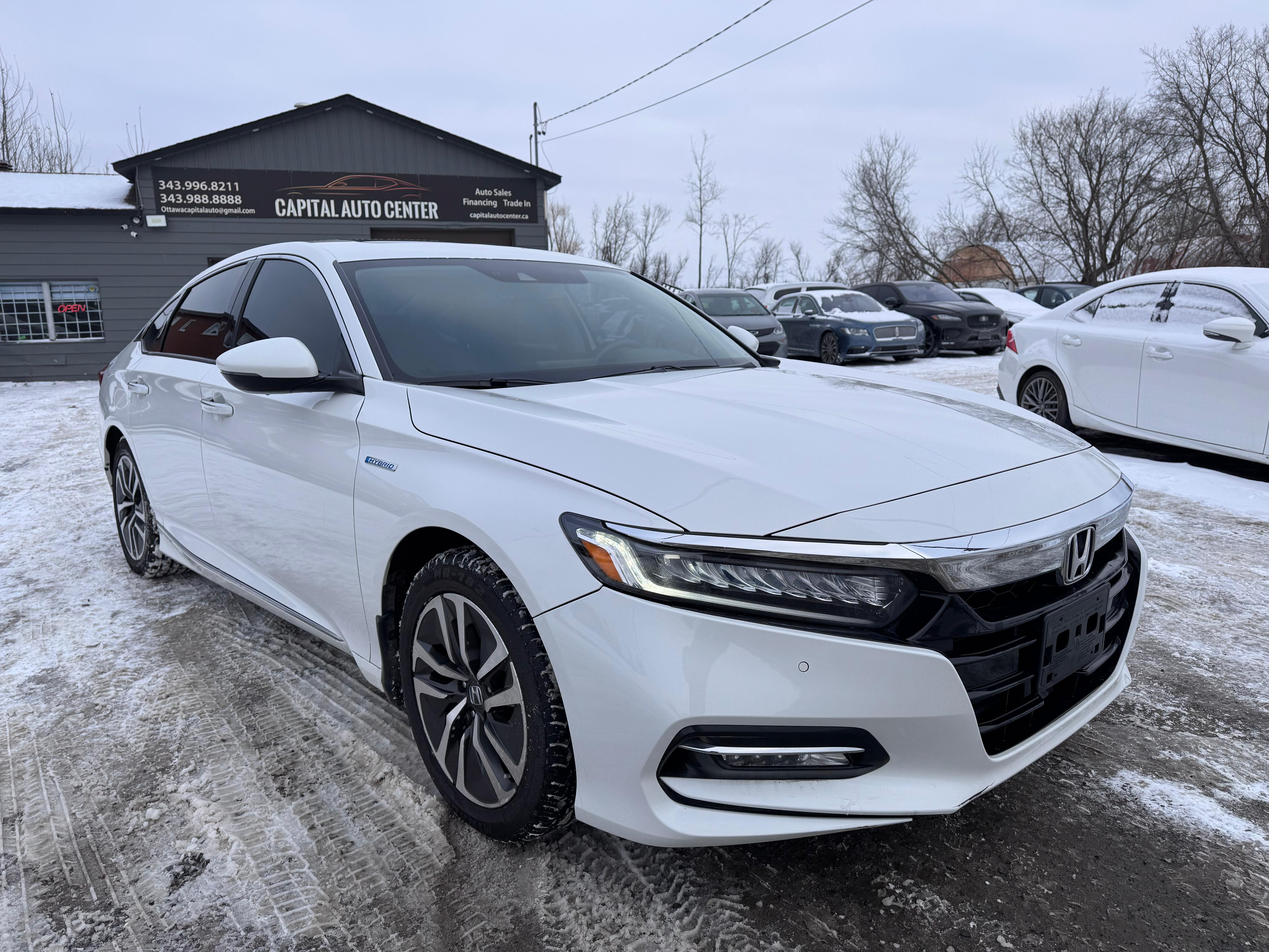 Honda Accord Hybrid Touring FWD